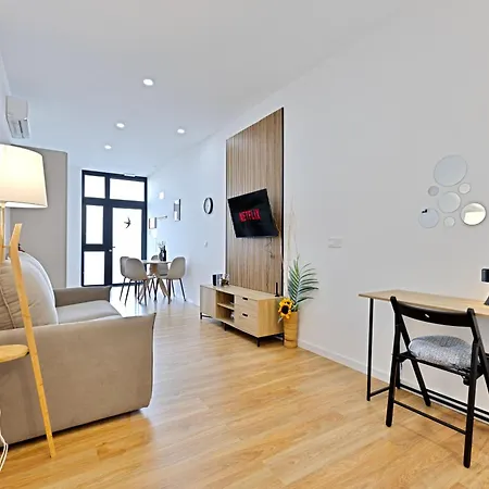 Golondrina - Modern - Near Bioparc By Rio Turia * Valence