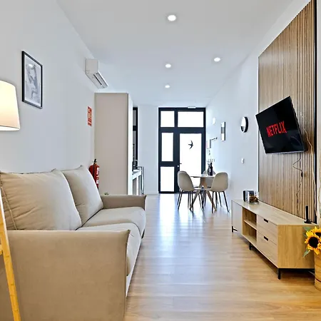 Golondrina - Modern - Near Bioparc By Rio Turia * Valence